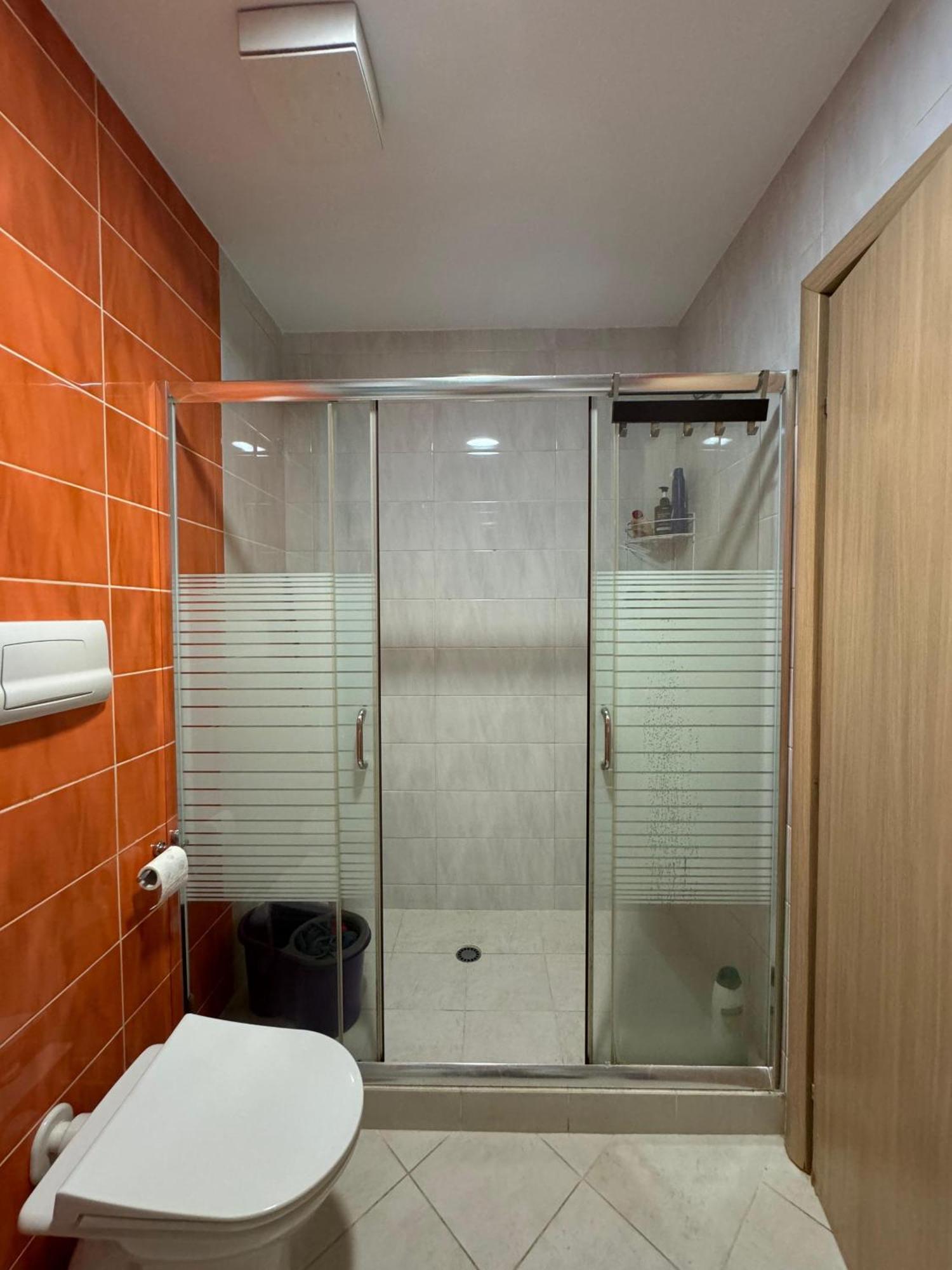 Diem Apartment Near Pazari I Ri Тирана Экстерьер фото